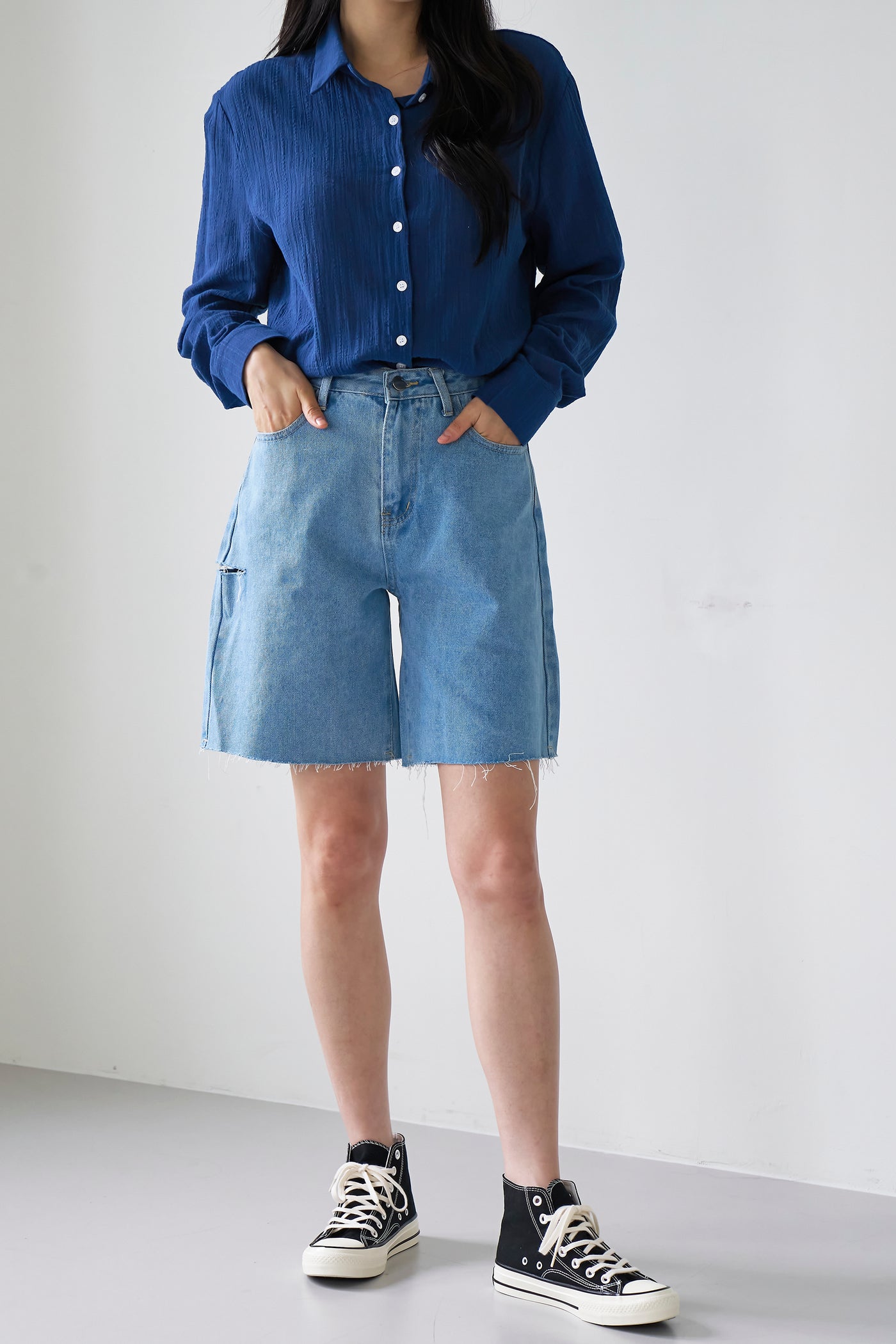 storets.com Benny Cut-out Denim Shorts