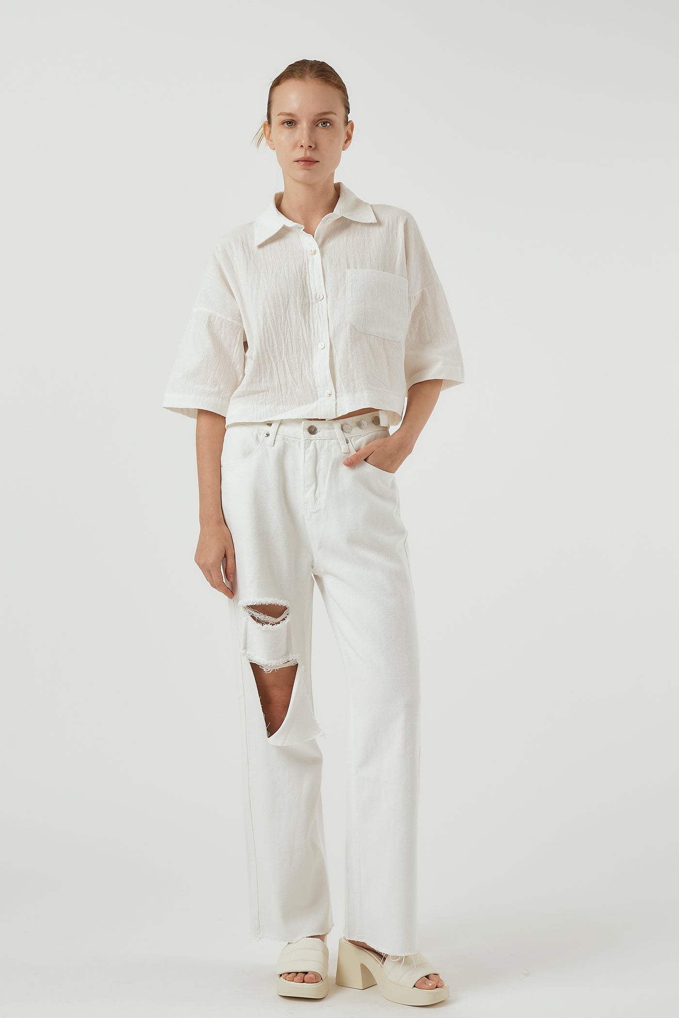 storets.com Lauren Crinkle Cropped Shirt