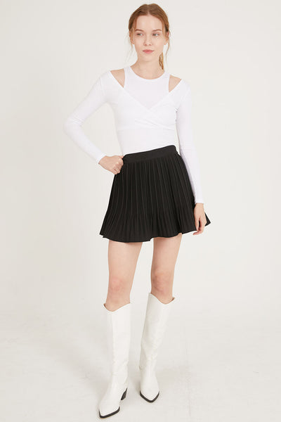 storets.com Nadia Pleated Flare Skort